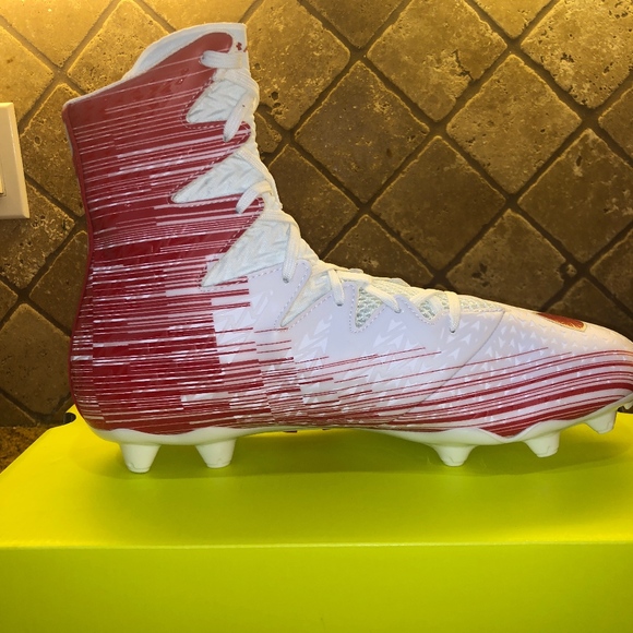 Under Armor Highlights Football cleats - Picture 4 of 6